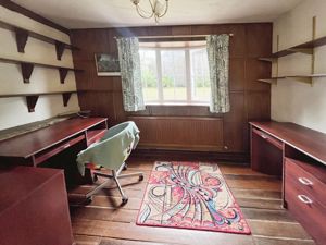 Office- click for photo gallery